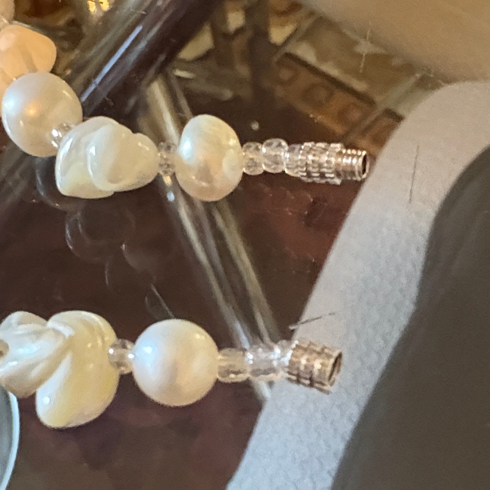 Cream Beaded Bracelet with Baroque Pearls - Picture 4 of 4